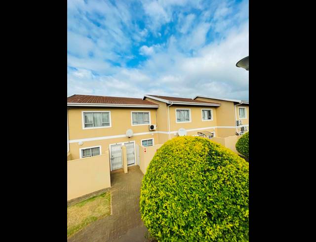 2 BEDROOM DUPLEX FOR SALE IN GREENWOOD PARK